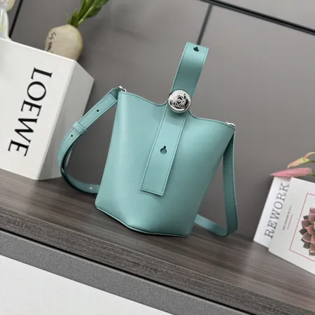 ロエベ ハンドバッグ