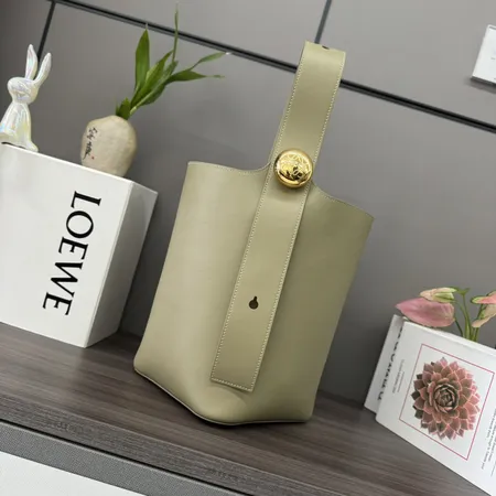 ロエベ ハンドバッグ