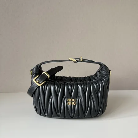 モスキーノ ハンドバッグ