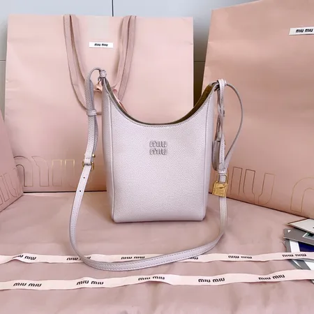 モスキーノ ハンドバッグ