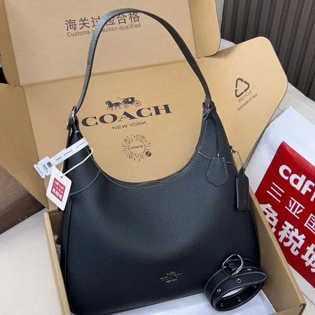 コーチ ショルダーバッグ