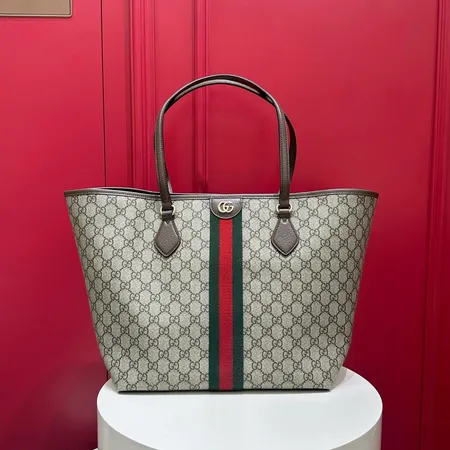 グッチ ハンドバッグ