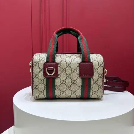 グッチ ハンドバッグ