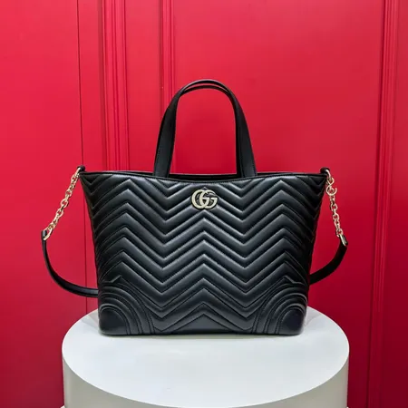 グッチ ハンドバッグ