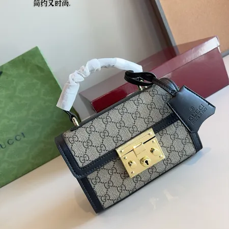 グッチ ハンドバッグ