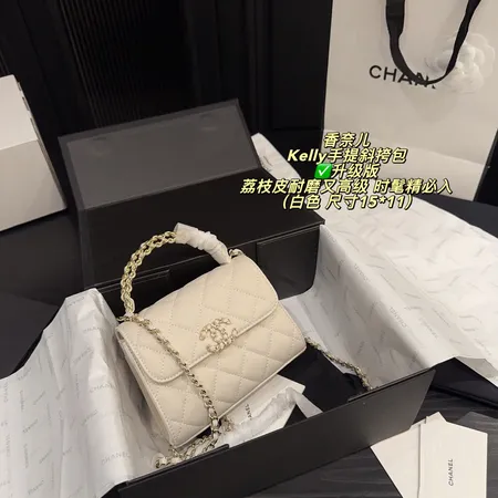 シャネル ハンドバッグ