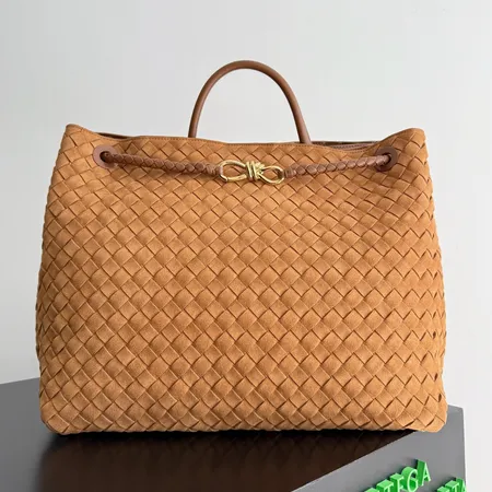 ボッテガ ヴェネタ ハンドバッグ