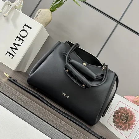 ロエベ ハンドバッグ