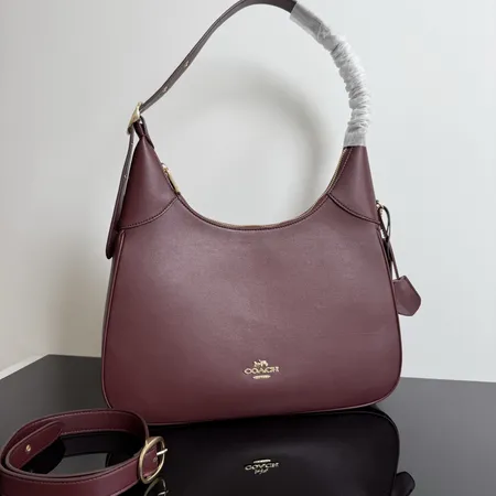 コーチ ショルダーバッグ