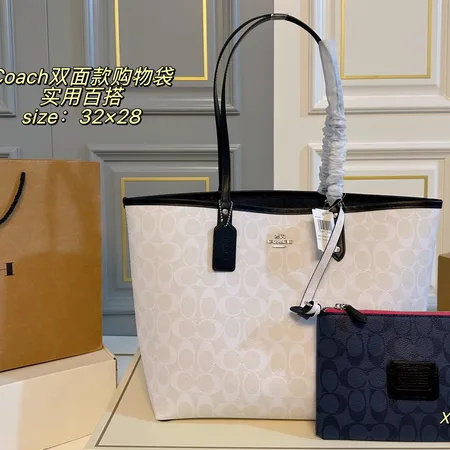 コーチ ハンドバッグ