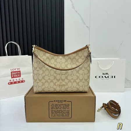 コーチ ハンドバッグ