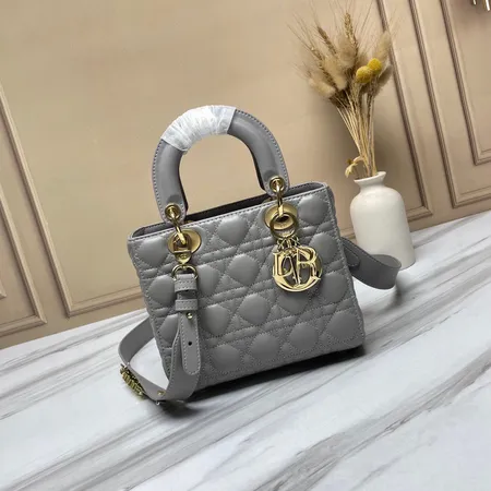 ディオール ハンドバッグ