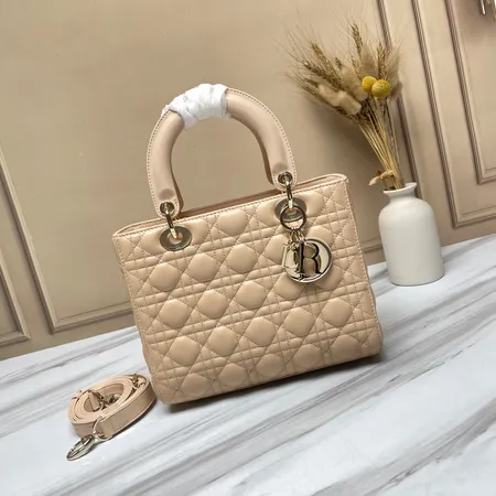 ディオール ハンドバッグ