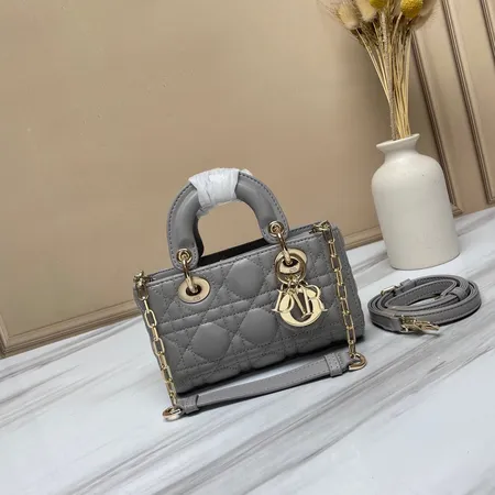 ディオール ハンドバッグ