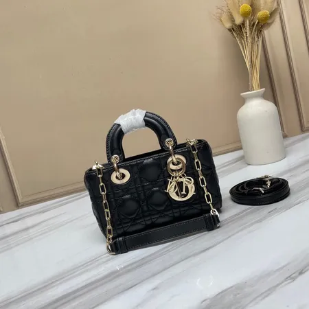 ディオール ハンドバッグ