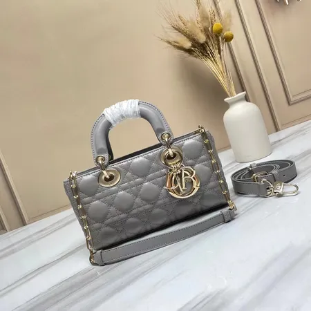 ディオール ハンドバッグ