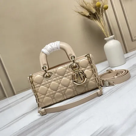 ディオール ハンドバッグ