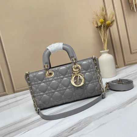 ディオール ハンドバッグ