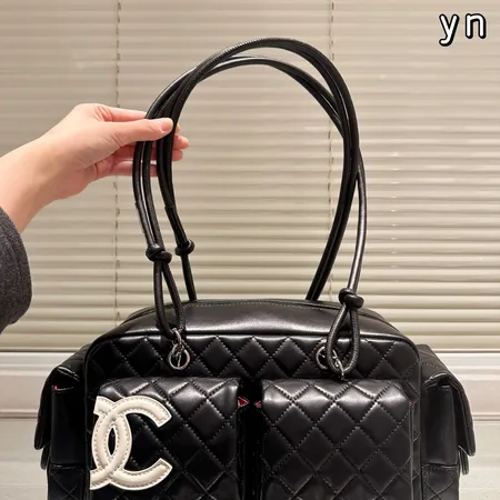 シャネル ハンドバッグ