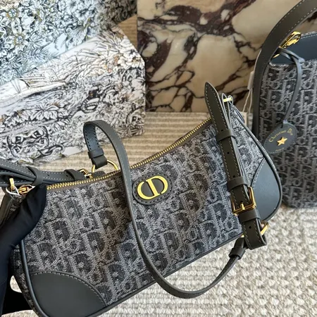 ディオール ショルダーバッグ