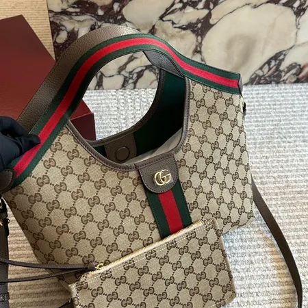 グッチ ハンドバッグ