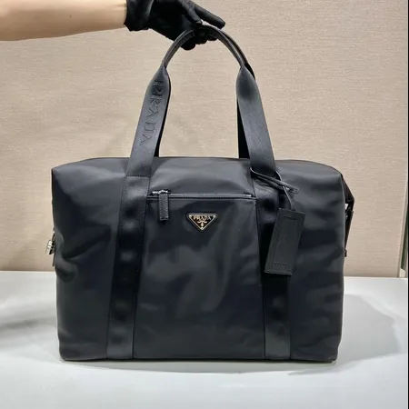 プラダ ハンドバッグ