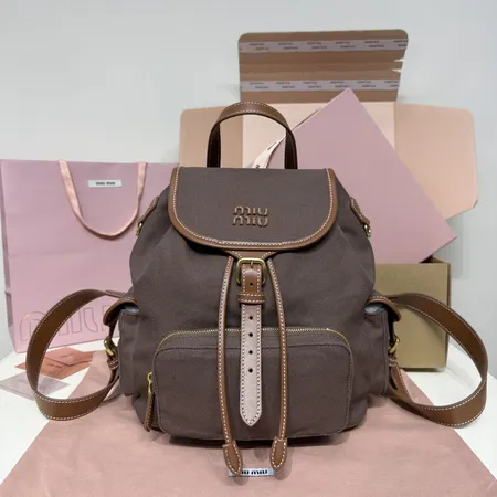 ミュウミュウ リュックサック