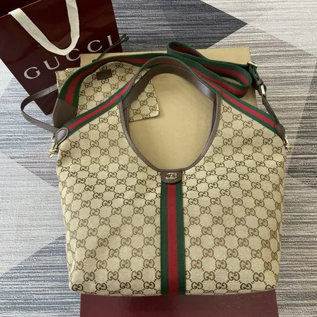 グッチ ハンドバッグ