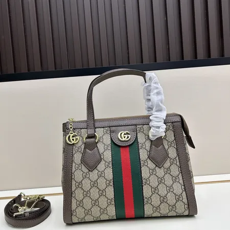 グッチ ハンドバッグ