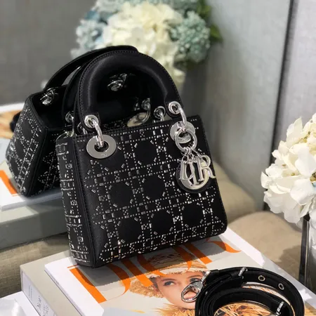 ディオール ハンドバッグ