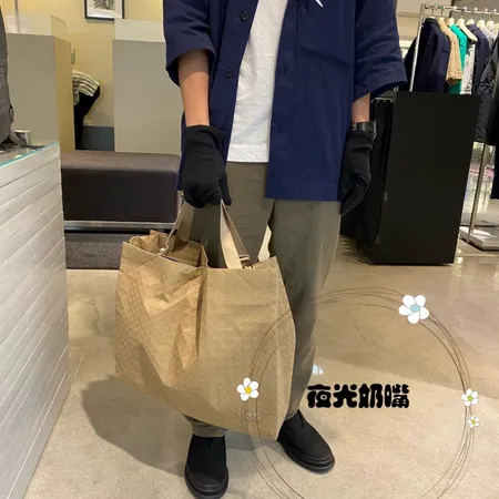 イッセイ ミヤケ ハンドバッグ