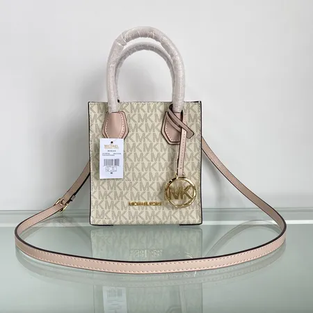 マイケルコース ハンドバッグ