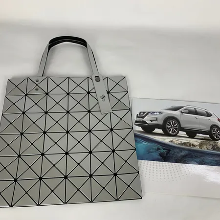 イッセイ ミヤケ ハンドバッグ