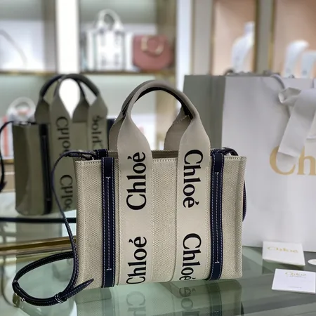 クロエ ハンドバッグ