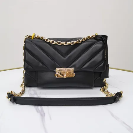 マイケルコース ショルダーバッグ