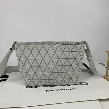 ボッテガ ヴェネタ ショルダーバッグ