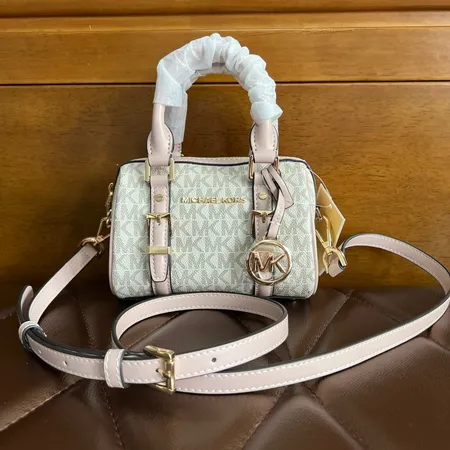 マイケルコース ショルダーバッグ