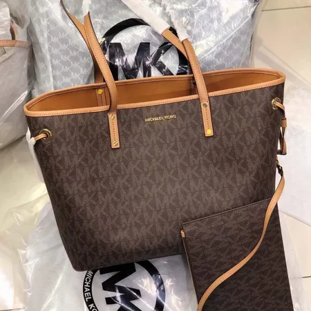 マイケルコース ハンドバッグ