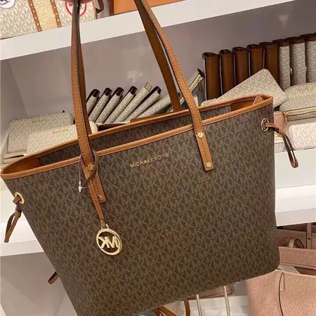 マイケルコース ハンドバッグ