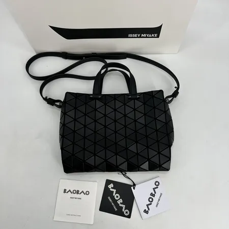 ミュウミュウ ハンドバッグ