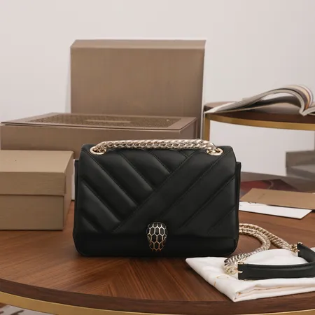 マイケルコース ショルダーバッグ