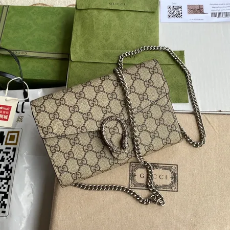 グッチ ショルダーバッグ