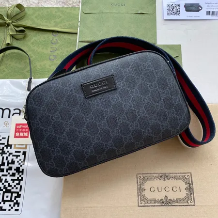 グッチ ショルダーバッグ