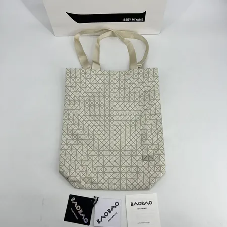 ミュウミュウ ハンドバッグ