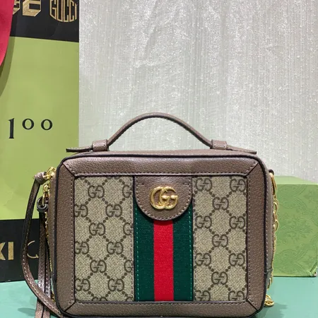 グッチ ハンドバッグ