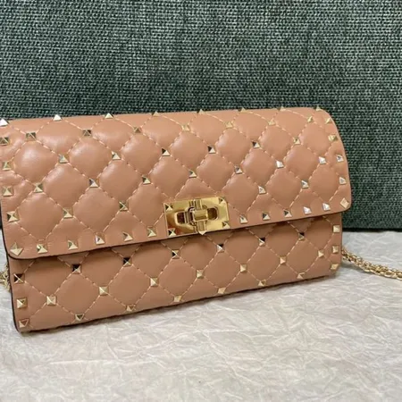 クロエ ショルダーバッグ