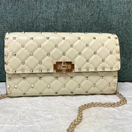 クロエ ショルダーバッグ