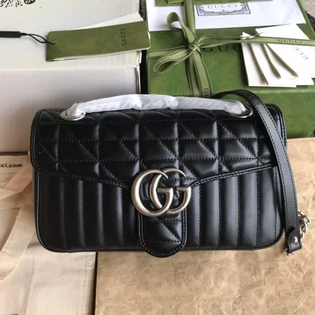 グッチ ショルダーバッグ