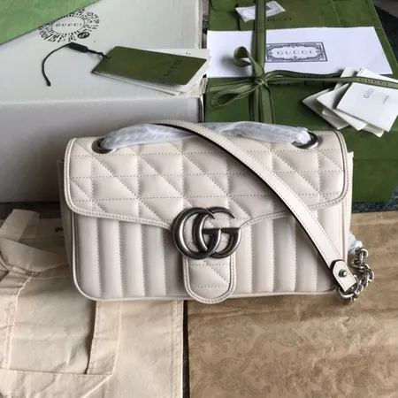 グッチ ショルダーバッグ