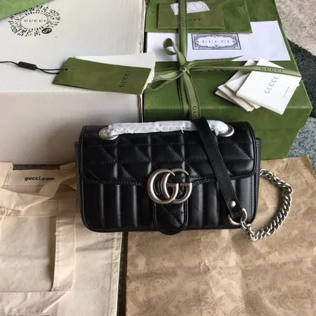 グッチ ショルダーバッグ